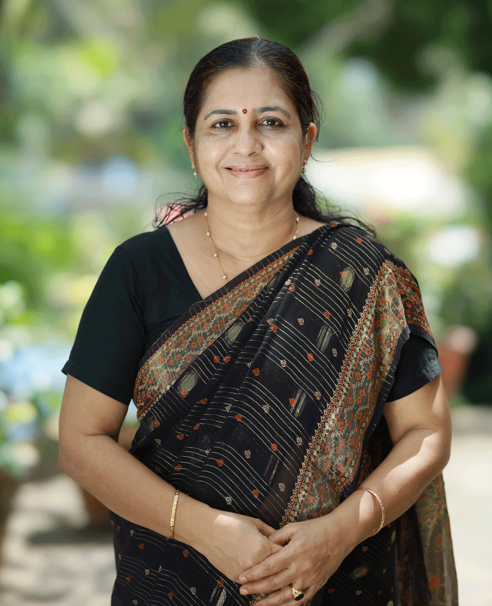 images/faculty-dir-large/2022/facuty-large2022/soniya2022-1.gif