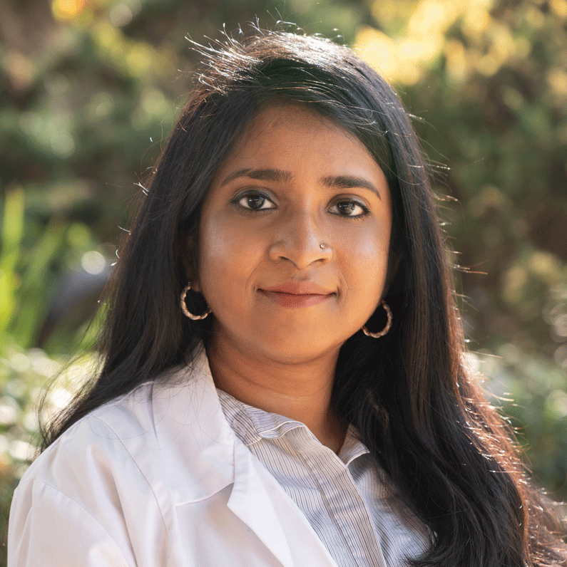 images/faculty-dir-large/2023/parijat.gif